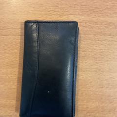 Portfel Ballantine mld, zgłoszono przez Gemeente Amsterdam przy użyciu iLost