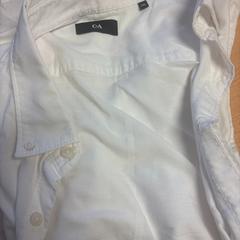 Košeľu, ako bolo nahlásené The Dominican pomocou iLost