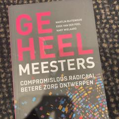 本 がiLostで Van der Valk Hotel Utrecht によって報告されました