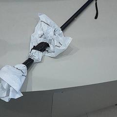 Chodiaca palička Black, metall, ako bolo nahlásené Van der Valk Hotel Schiphol pomocou iLost