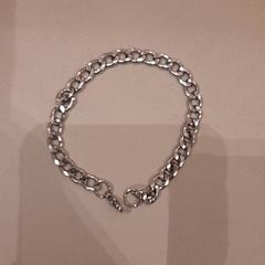 Pulsera Zilver, ha sido reportado por Van der Valk Hotel Schiphol con iLost