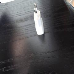 Trådkontakt, rapporterat av IKEA Rouen Tourville-La-Rivière med iLost