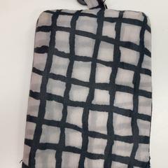 ケース, ha sido reportado por IKEA新三郷 con iLost