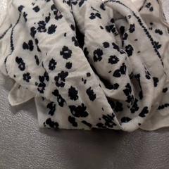 Shawl, as reported by IKEA Amsterdam using iLost