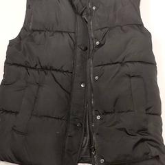 Kleding - Bodywarmer, gemeldet von Centraal magazijn über iLost
