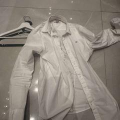 Hemden, gemeldet von Van der Valk Hotel Gorinchem über iLost