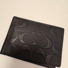 Wallets, as reported by Ramada by Wyndham Amsterdam Airport Schiphol using iLost