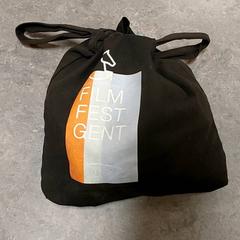 حقائب حمل وحقائب اليد - Stoffen tas، كما تم الإبلاغ عنه بواسطة Regio Oost-Vlaanderen عبر iLost