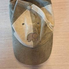 Kšiltovka velours beige/groen, jak nahlášeno Regio West-Vlaanderen pomocí iLost