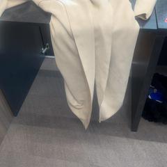 Jacka, rapporterat av Rotterdam The Hague Airport med iLost