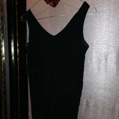 Skjorte black, som rapportert av The Dominican ved bruk av iLost