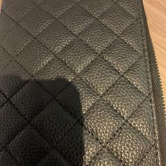 Portfel Kolenovic m, zgłoszono przez Gemeente Amsterdam przy użyciu iLost