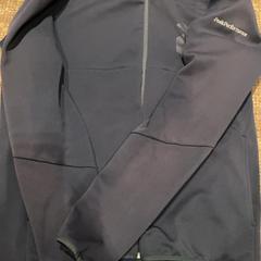 Jas Blauw, ha sido reportado por Van der Valk Hotel Apeldoorn - De Cantharel con iLost