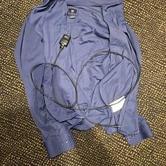 Blúzka & Nabíjačka, ako bolo nahlásené Van der Valk Hotel Utrecht pomocou iLost