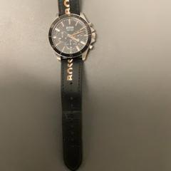 Karóra Boss / Ross, amint azt MEININGER Hotel Copenhagen az iLost segítségével jelentette.