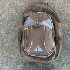 Sac à dos, a été signalé par Breng Arnhem utilisant iLost