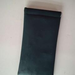 Glasögonfodral, rapporterat av Twisto med iLost