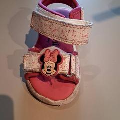 Sandal Minnie mouse, som rapportert av Familiepark Drievliet ved bruk av iLost