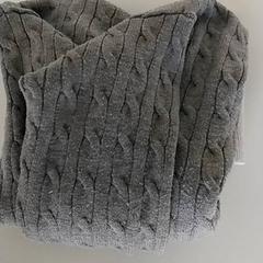 Kleding Grijs, zoals gemeld door Regio Antwerpen - Brussel met iLost