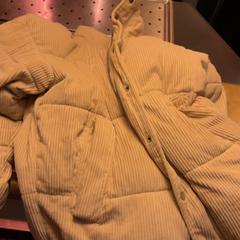 Bunda, jak nahlášeno Café Leentje pomocí iLost