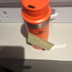 飲用ボトル がiLostで Bibliotheek Neude (Utrecht) によって報告されました