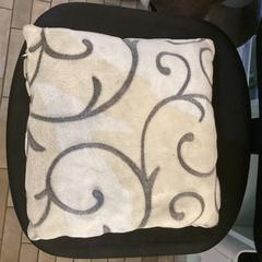 Almohadón, ha sido reportado por MEININGER Hotel München City Center con iLost