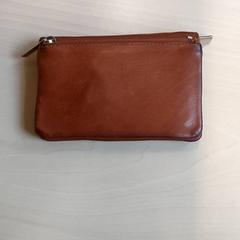 Portfel Moyaert, zgłoszono przez Regio Antwerpen - Brussel przy użyciu iLost