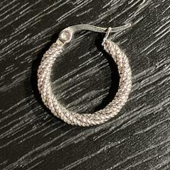 Earring silver, gerapporteerd met iLost