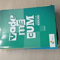 Liburuak School, gisa salatu by Regio Limburg - Leuven iLost erabiliz