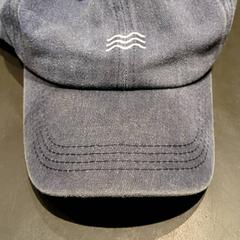 Boné - Blauw, como reportado por Universiteit Gent - Faculteitsbibliotheek LW utilizando o iLost