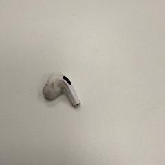 Earpiece, as reported by ilévia using iLost