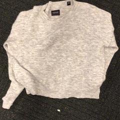 Sweater, as reported by Gemeente Nijmegen using iLost