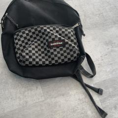 Hátizsák, amint azt Arriva Achterhoek-Rivierenland az iLost segítségével jelentette.