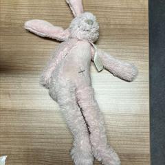 Przytulanka Roze konijn, zgłoszono przez Connexxion Noord Holland Noord Alkmaar przy użyciu iLost