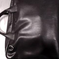 Håndveske Thomas Pap, som rapportert av Arriva Friesland / Groningen ved bruk av iLost