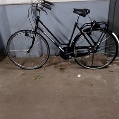 Kvinners sykkel Minerva Zwart, som rapportert av Fietsdepot Hasselt ved bruk av iLost