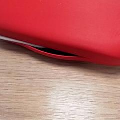 Pouzdro na brýle s brýlemi Rood, jak nahlášeno Qbuzz Fryslân pomocí iLost