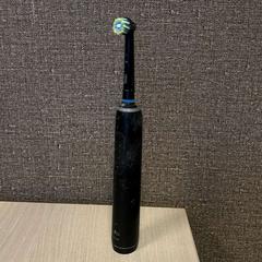 Elektryczna szczoteczka do zębów, zgłoszono przez Hotel Apeldoorn przy użyciu iLost