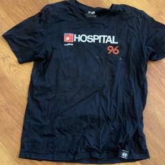T shirt, zoals gemeld door Liquicity Festival met iLost