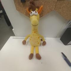 Mazlící hračka, jak nahlášeno IKEA Braga pomocí iLost