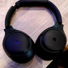 Słuchawki, zgłoszono przez EBS Tramplein przy użyciu iLost