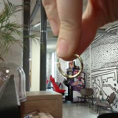 Orecchino boucle d'oreille, come riportato da MEININGER Hotel Bordeaux Gare Saint-Jean utilizzando iLost