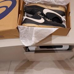 Zapato, ha sido reportado por Van der Valk Hotel Schiphol con iLost