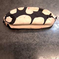 Leesbril in hoesje, gemeldet von Rotterdam The Hague Airport über iLost