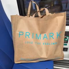 Primark tas met diverse aankopen, ha sido reportado a iLost