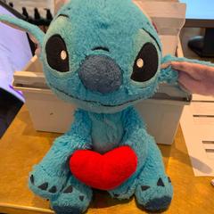 Peluche, ha sido reportado por Van der Valk Hotel Amsterdam-Amstel con iLost