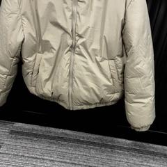 ジャケット Groen がiLostで Arriva Vechtdallijnen によって報告されました