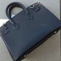 Bossa - Handtas Zwart, segons ha informat Centraal magazijn mitjançant iLost