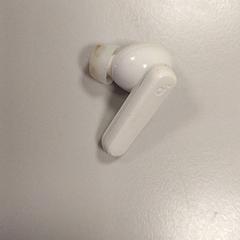 Audifonos inalambricos earbud, ha sido reportado por Vrije Universiteit Amsterdam con iLost