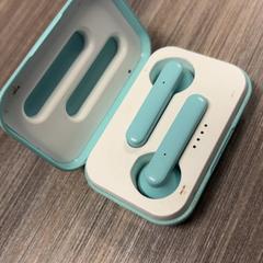 İLost kullanarak Pathé Helmond tarafından bildirildiği gibi Kulaklık kılıfı Turquoise